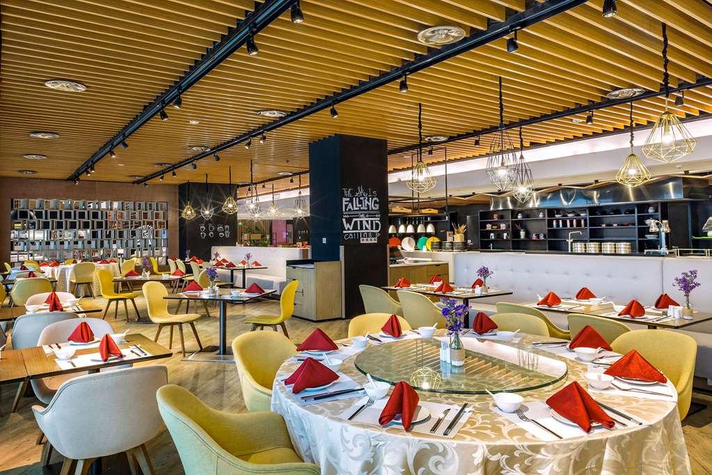 Innside By Melia Çengçou Restoran fotoğraf